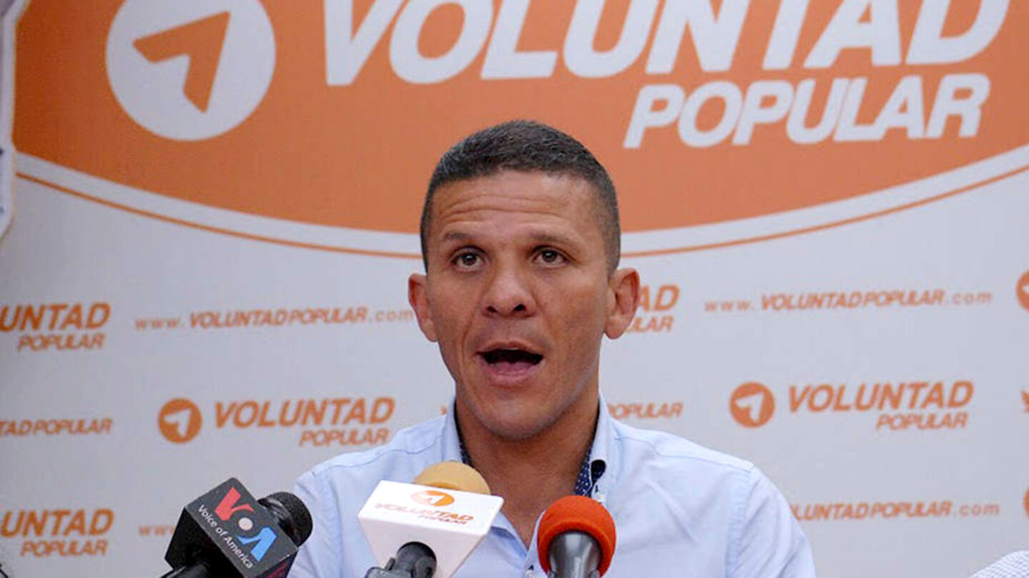 El régimen de Nicolás Maduro divulgó una prueba de vida del preso político Gilber Caro |