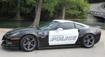El Corvette Z06 que fue confiscado y ahora sirve como patrulla al bien de la Sociedad 