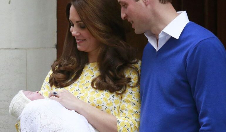 Es un niño: Catalina, esposa de príncipe británico Guillermo, da a luz