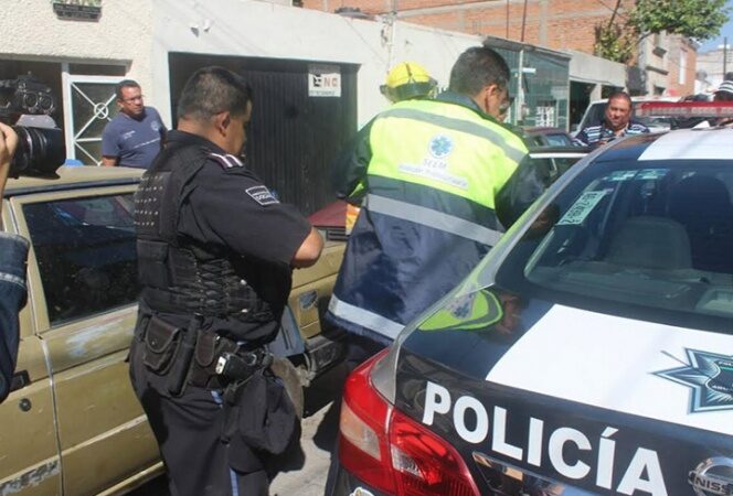 Colgo de un árbol a su hijo y lo dejo 40 horas sin alimento, fue en México