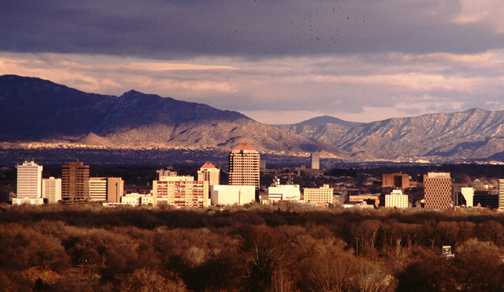 Reafirma Albuquerque su estatus de ciudad amistosa con los inmigrantes