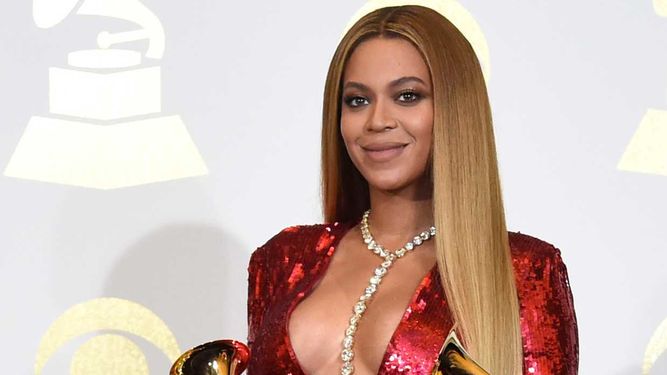 Beyonce dona 100.000 dólares a cuatro universidades