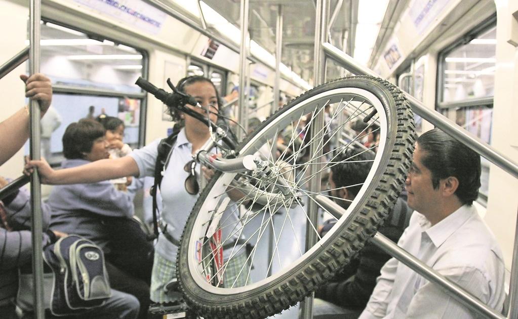 Metro y Metrobús permiten acceso con bicicletas este sábado