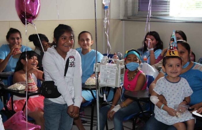Exhorta Voluntariado IMSS a donar juguetes para niños hospitalizados