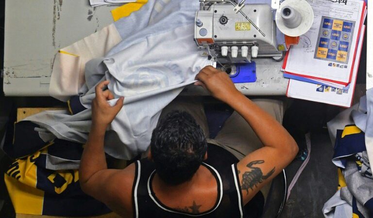 Expandilleros rehacen sus vidas con trabajo y estudio en El Salvador