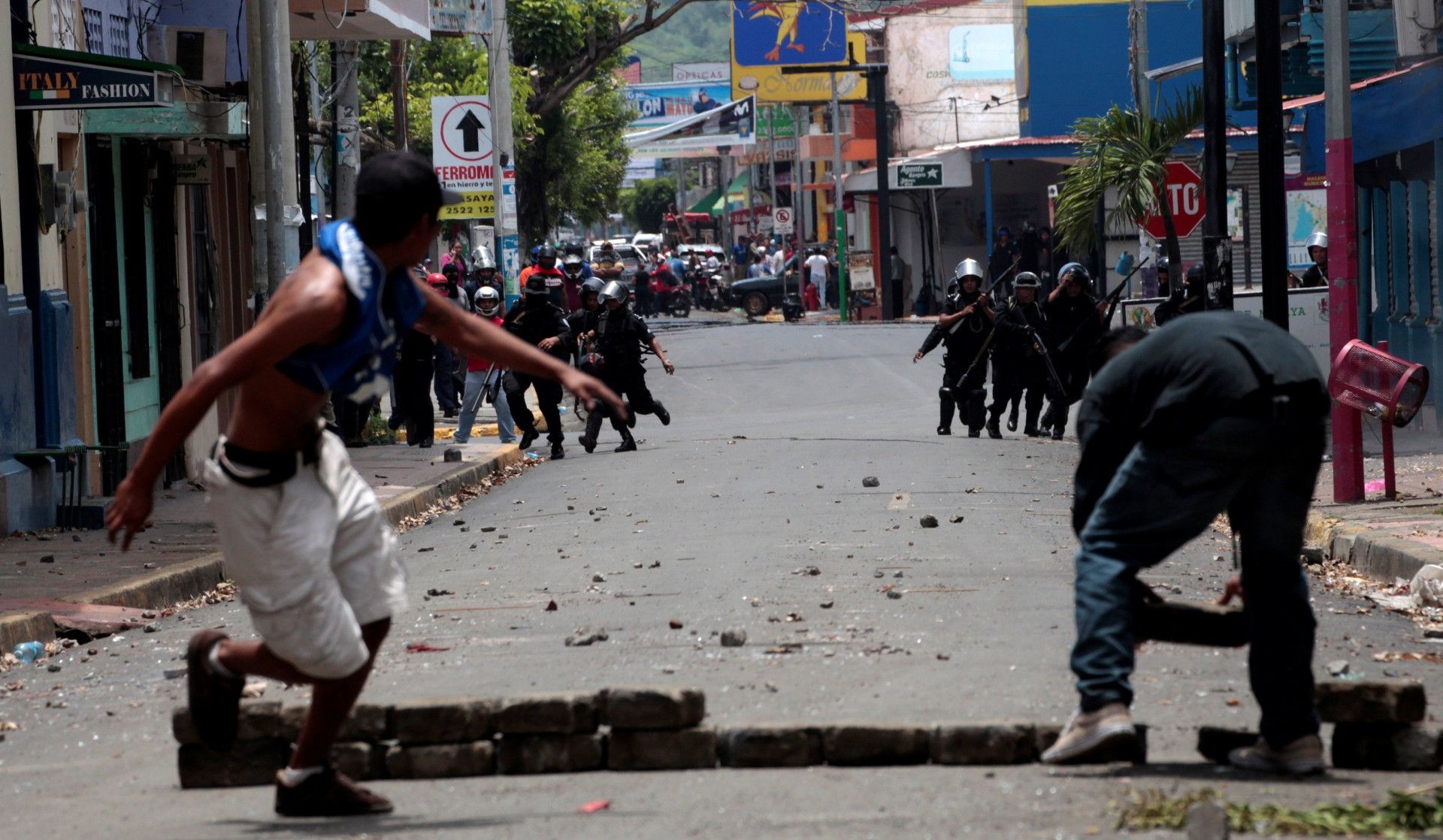 En otra jornada de represión en Nicaragua, la Iglesia fijó la fecha de inicio para el diálogo con el régimen de Daniel Ortega