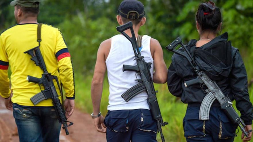 Grupo disidente de la exguerrilla FARC amenaza a Ecuador con secuestros