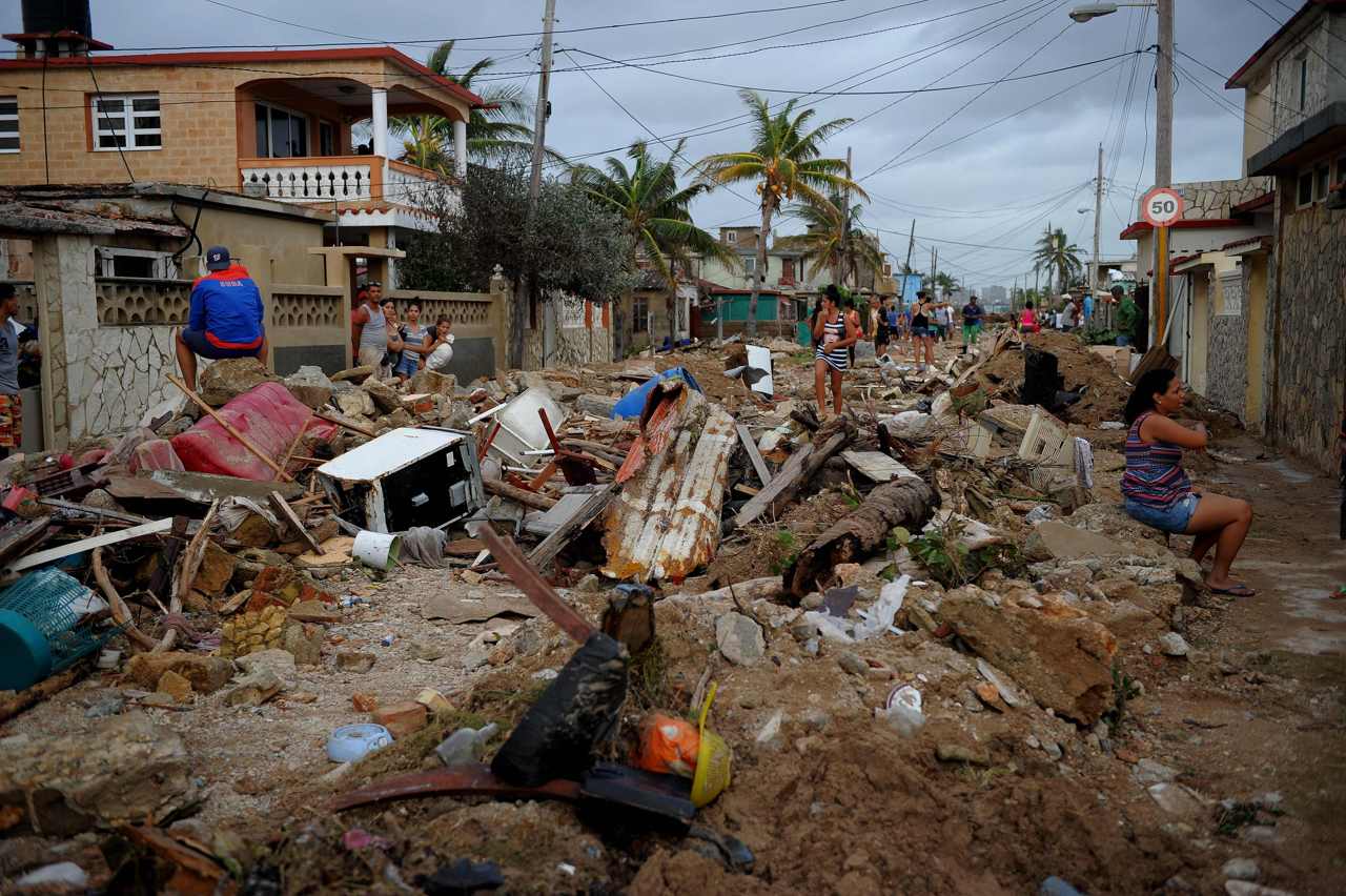 Exigen renuncia a funcionarios de Gobierno tras informe de muertes en Puerto Rico