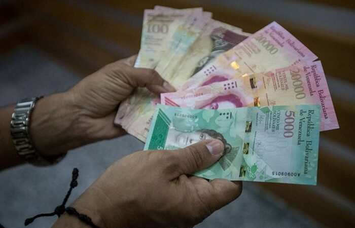 Ministro del Trabajo reitera que aumento salarial no produce inflación