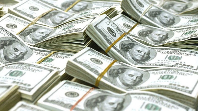 Dólar abre con descenso, se vende hasta en $19.56 en bancos