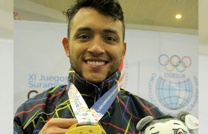 Suramericanos: Eliécer Romero va por el oro en los combates del sable por equipo
