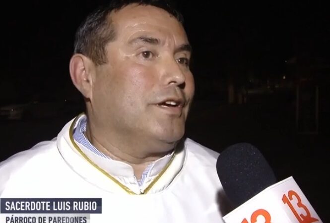 Pillaron al párroco de Paredones mandando mensajes sexuales y fotos con desnudos a menor de edad