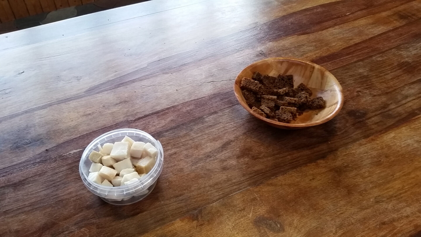Un tiburón venenoso de 400 años fermentado y con sabor a amoníaco la extraña delicatessen islandesa |