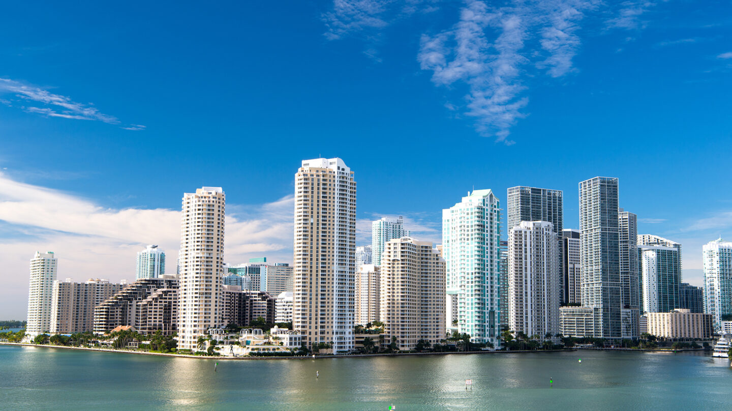 Multan con 120 millones a empresario de Miami por telemercadeo malicioso |
