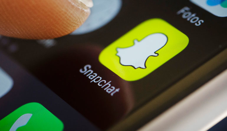 Snapchat da marcha atrás a controvertido nuevo diseño