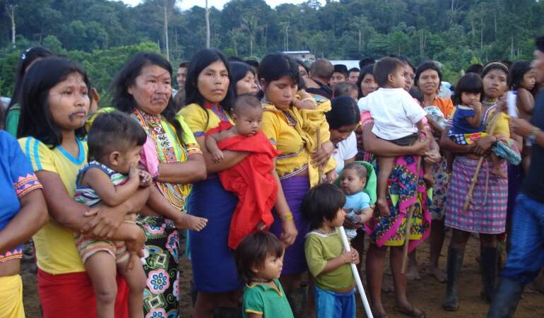 Poblaciones indígenas buscan refugio en la ciudad de Medellín
