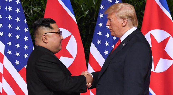 Reunión entre Trump y Kim Jong Un parecía película cómica. ¿Acaso Trump trató de gordo al dictador?