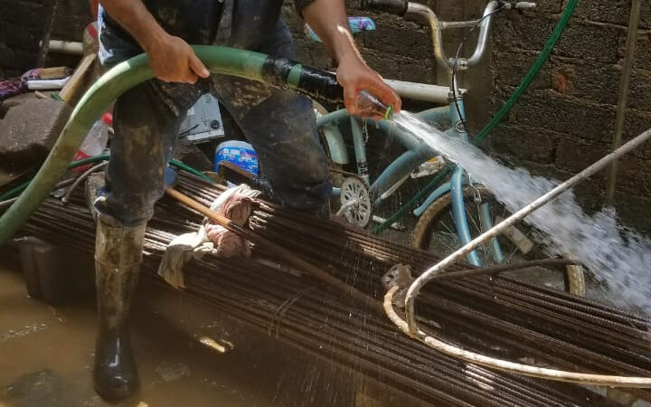 INFORMAN 80% DE AVANCE EN TRABAJOS DE LIMPIEZA EN COLONIA DE TEJUPILCO AFECTADA POR LLUVIA