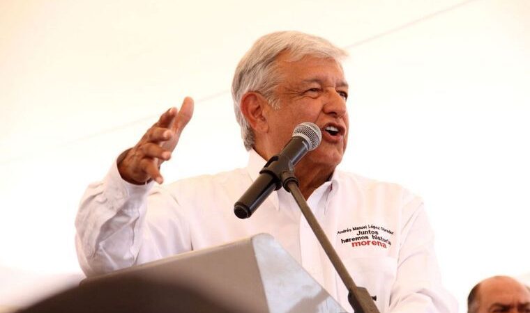 No hago pactos en lo oscurito; el que se aflije se afloja, responde López Obrador a Ricardo Anaya