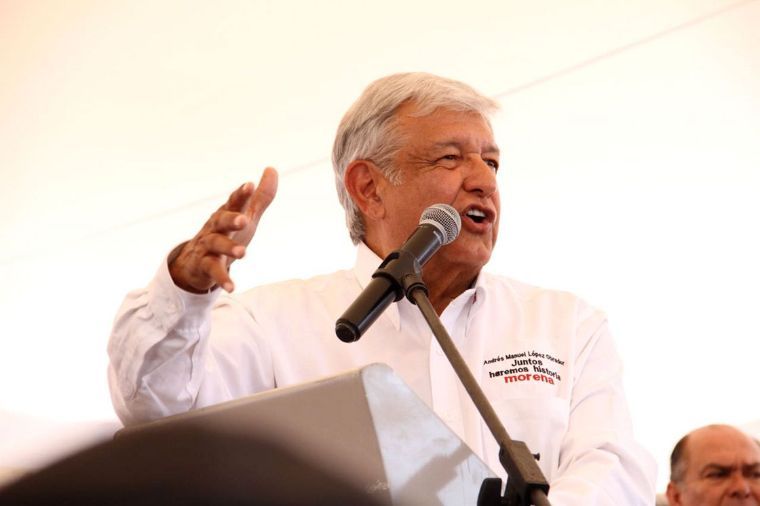 No hago pactos en lo oscurito; el que se aflije se afloja, responde López Obrador a Ricardo Anaya