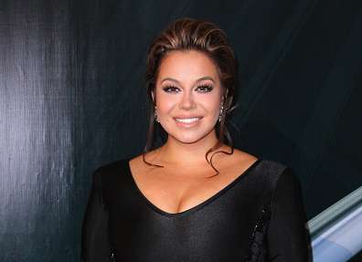 Chiquis Rivera habla de su verdadera relación con Jenni Rivera, y detalla abuso sexual que sufrió de niña