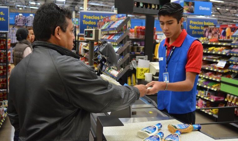 Mundial y elecciones impulsarán consumo en verano
