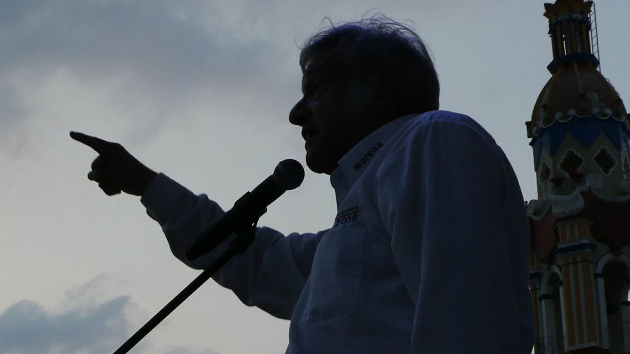 Lo AMAN o lo ODIAN, pero, ¿Quien es Andrés Manuel Lopez Obrador? |