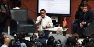 Arriola convoca a candidatos a conformar una coalición contra Sheibaum