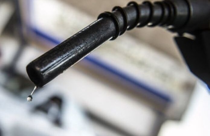 Reitera Anaya bajar precio a la gasolina
