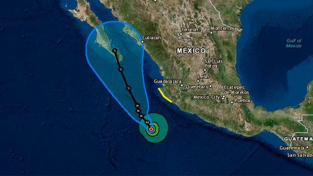 Huracán Bud se fortalece a categorí­a 3 cerca de costas del Pací­fico mexicano