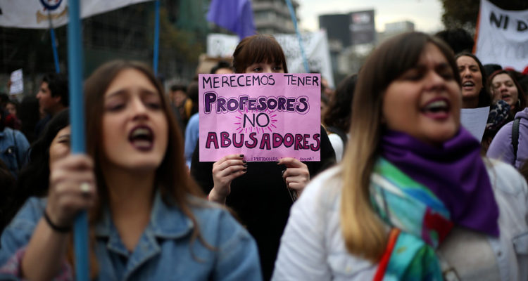 Estudiantes le responden al ministro Varela: “El movimiento feminista sí tiene una agenda, y esa agenda ha sido bastante clara”