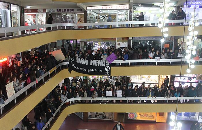 Concepción: Mujeres realizan concentración y marcha en repudio al femicidio de Soraya Sepúlveda