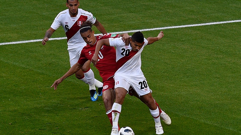 1 Perú | Dinamarca 0