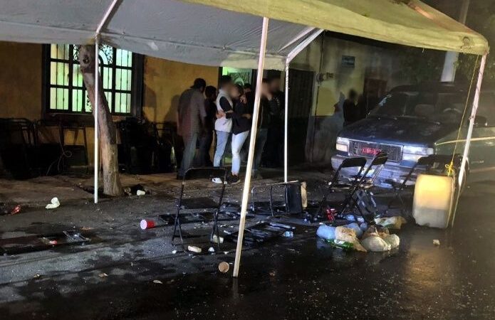 Comando armado irrumpe velorio, asesina a dos y hiere a ocho