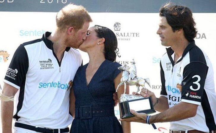 Meghan besó a Harry en público luego de ganar. Cuando la Reina no está presente, se desatan