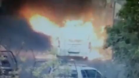 VIDEO | Combi se incendia