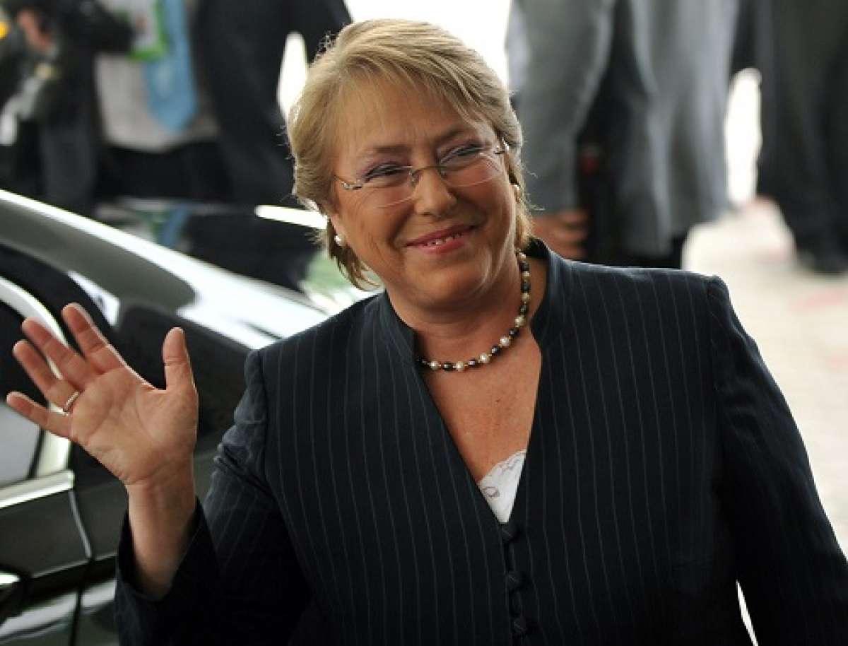 Apuntando a Bachelet: Diputados RN piden a Contraloría que investigue pagos de la Presidencia a defensa de Compagnon