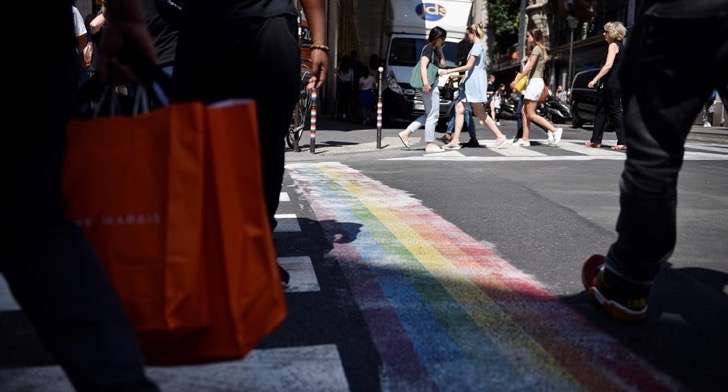 Golpes y amenazas de muerte: 53% de la comunidad LGBTI en Francia ha sufrido ataques homofóbicos