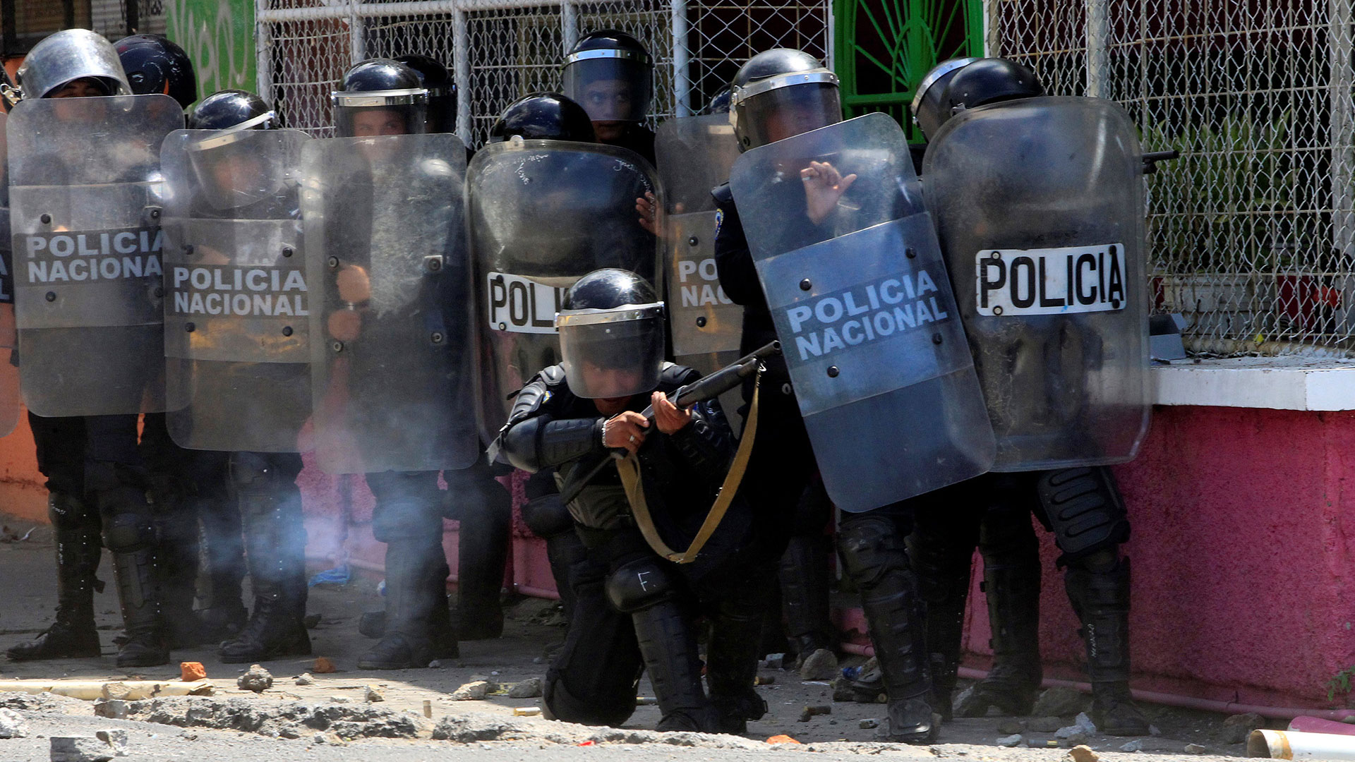 Las fuerzas de seguridad reprimieron a los manifestantes.