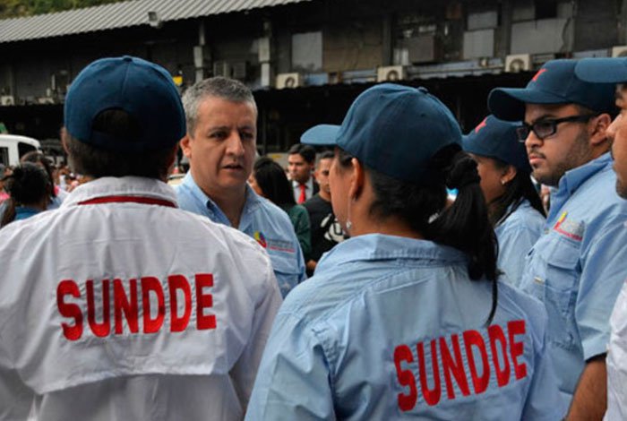 Autoridades venezolanas detienen a mujer con 500 Kg de productos de primera necesidad