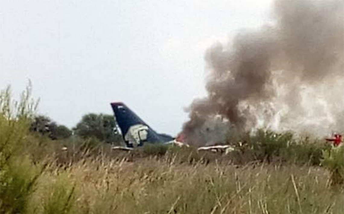 Sin fallecidos en caída de avión de Aeroméxico