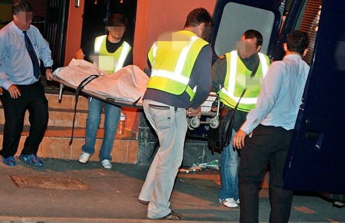 Fétido olor deja al descubierto los cadáveres de padre e hijo
