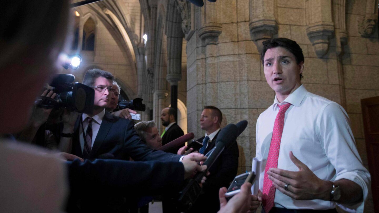 Primer Ministro de Canadá niega haber manoseado a una periodista |