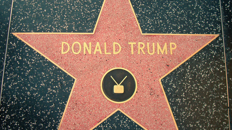 Atacan a la estrella de Donald J. Trump