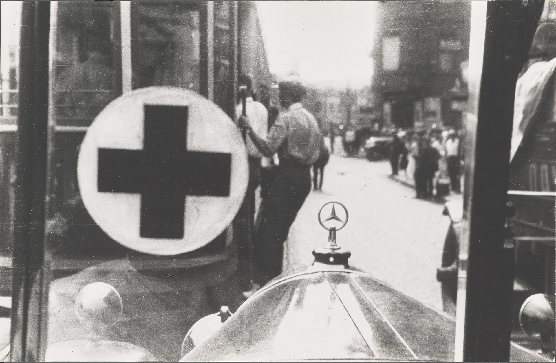 En un auto en moviemento: “Emergencia”, de 1931