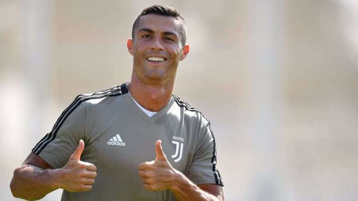 Nadie es intocable: Cristiano Ronaldo se equivocó durante un entrenamiento y se burlaron de él