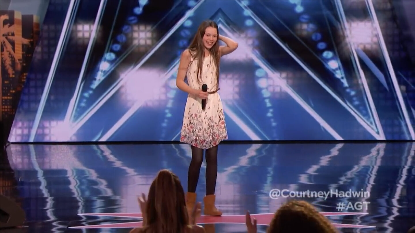 Una niña de 14 años volvió a impactar con su inusual voz en Americas Got Talent |