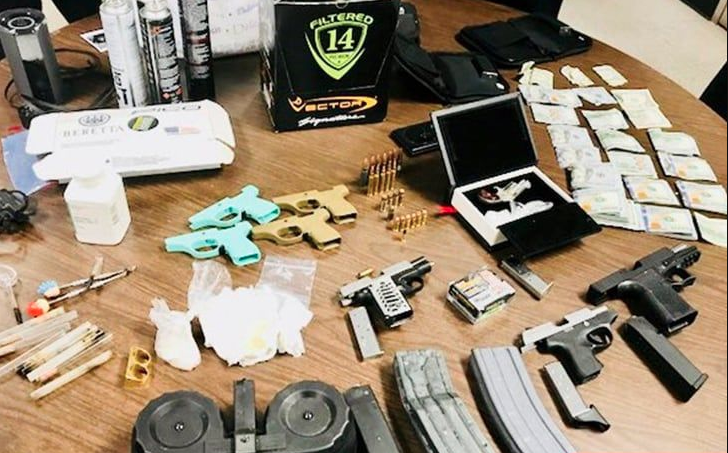 Drogas y Armas incautadas por la policía de Los Ángeles (LAPD)