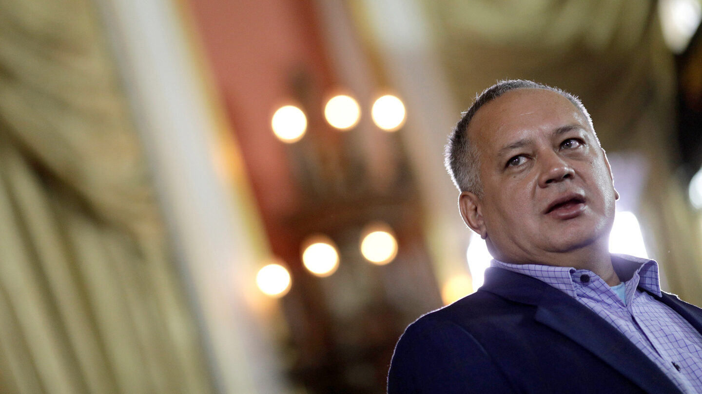 Un diputado venezolano presentó en Miami más pruebas contra Diosdado Cabello por lavado de dinero |