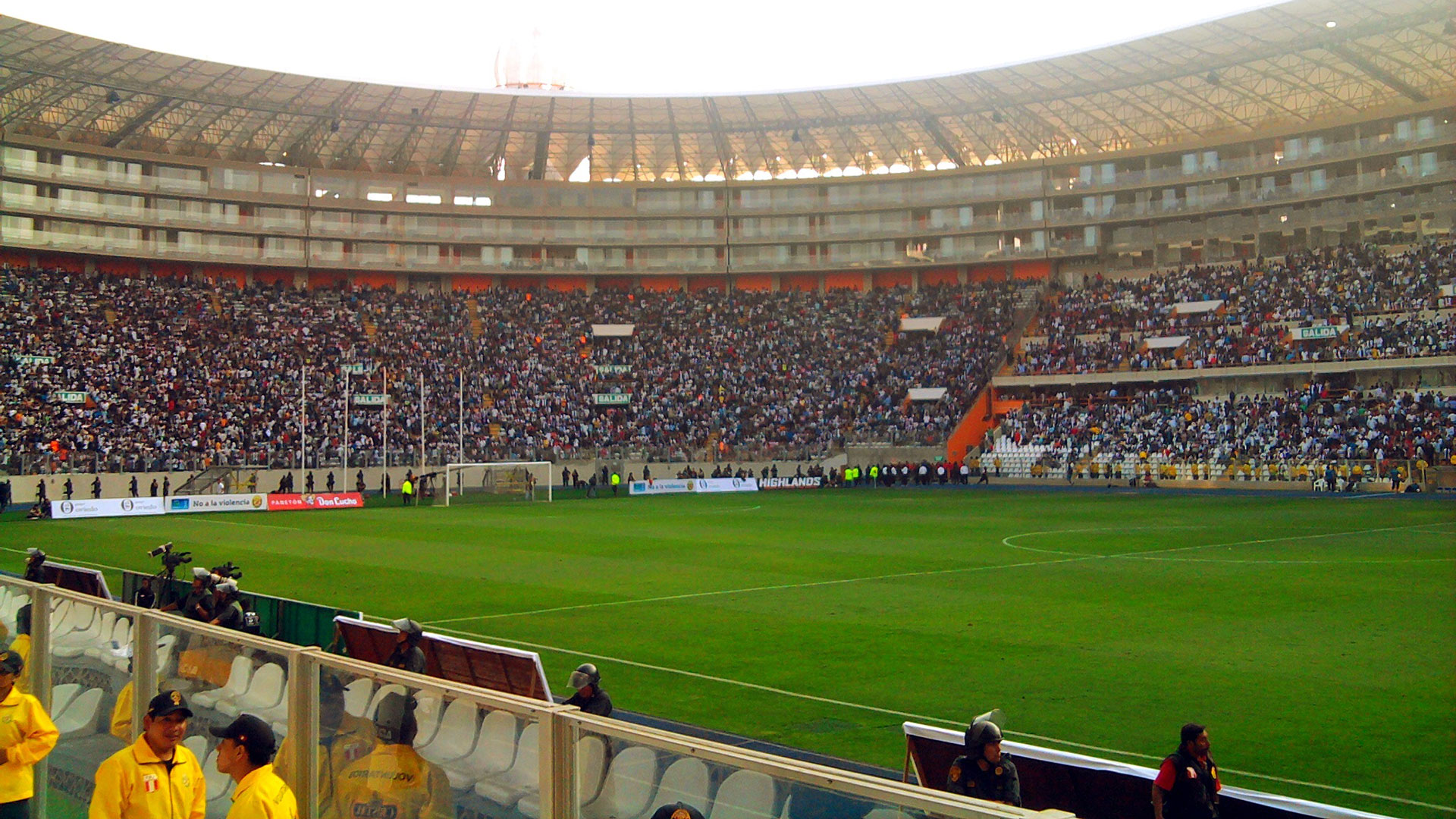 El Estadio Nacional de Perú tiene capacidad para 50.000 espectadores